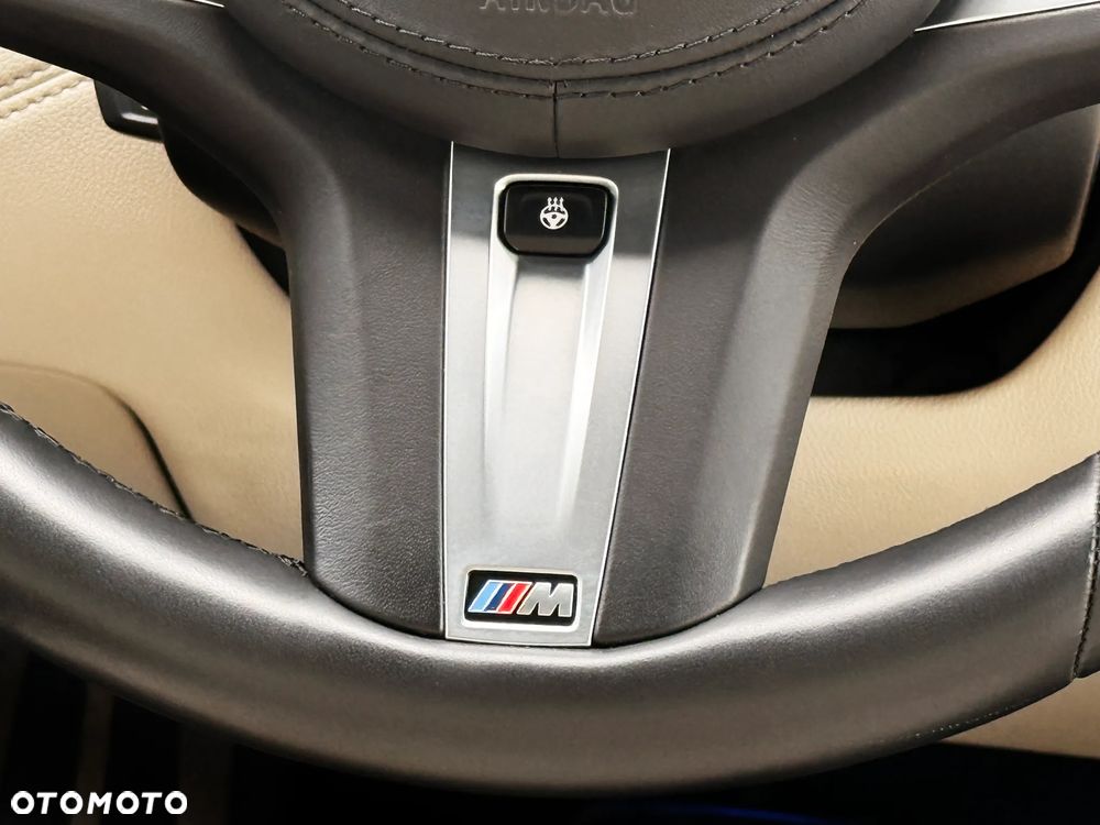 BMW Seria 7 750i xDrive - 23