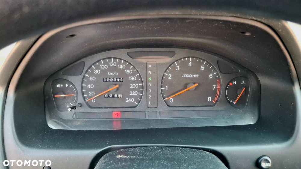 Mitsubishi Galant - 15