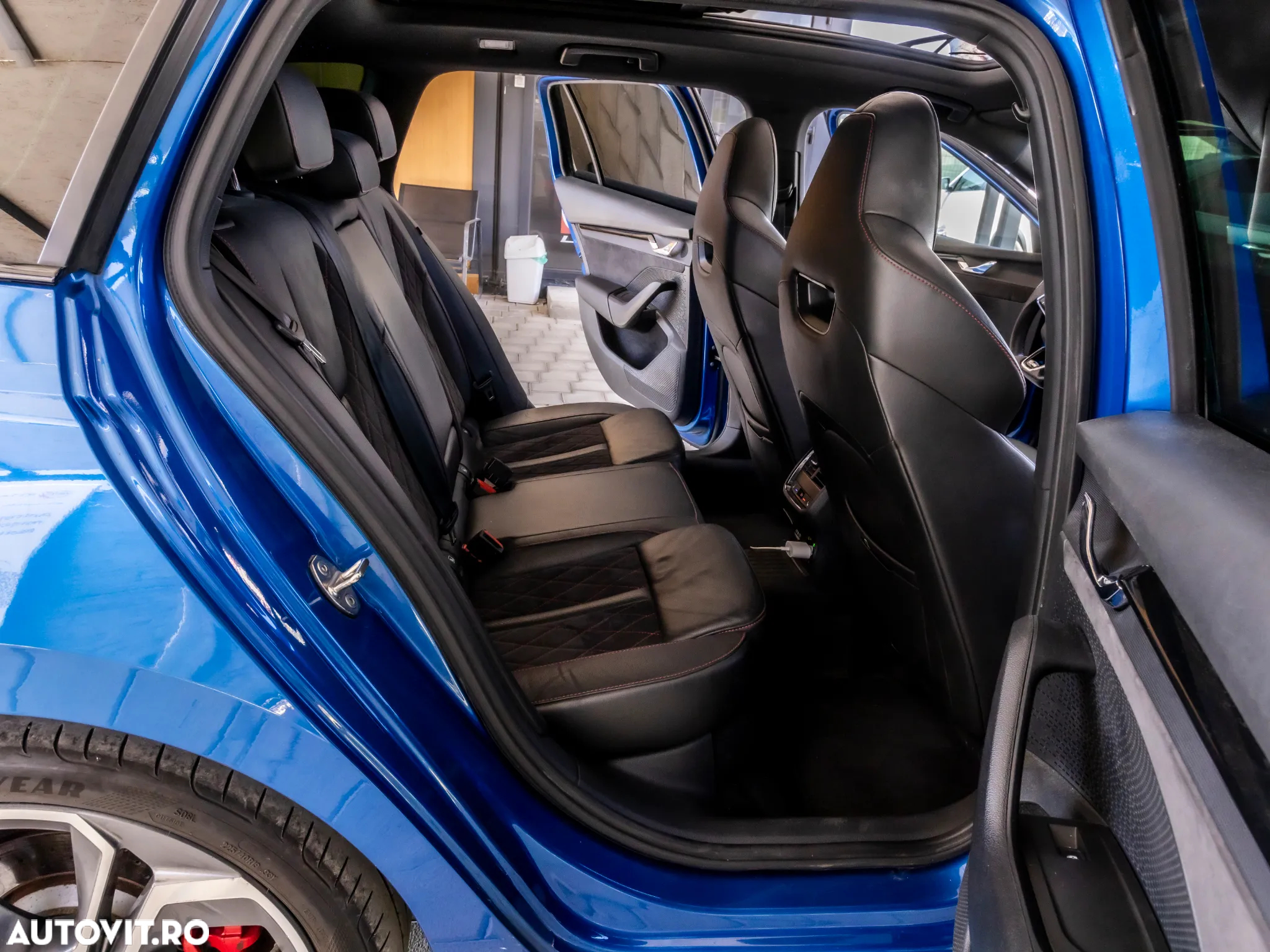 Skoda Octavia 2.0 245 TSI DSG RS - 6