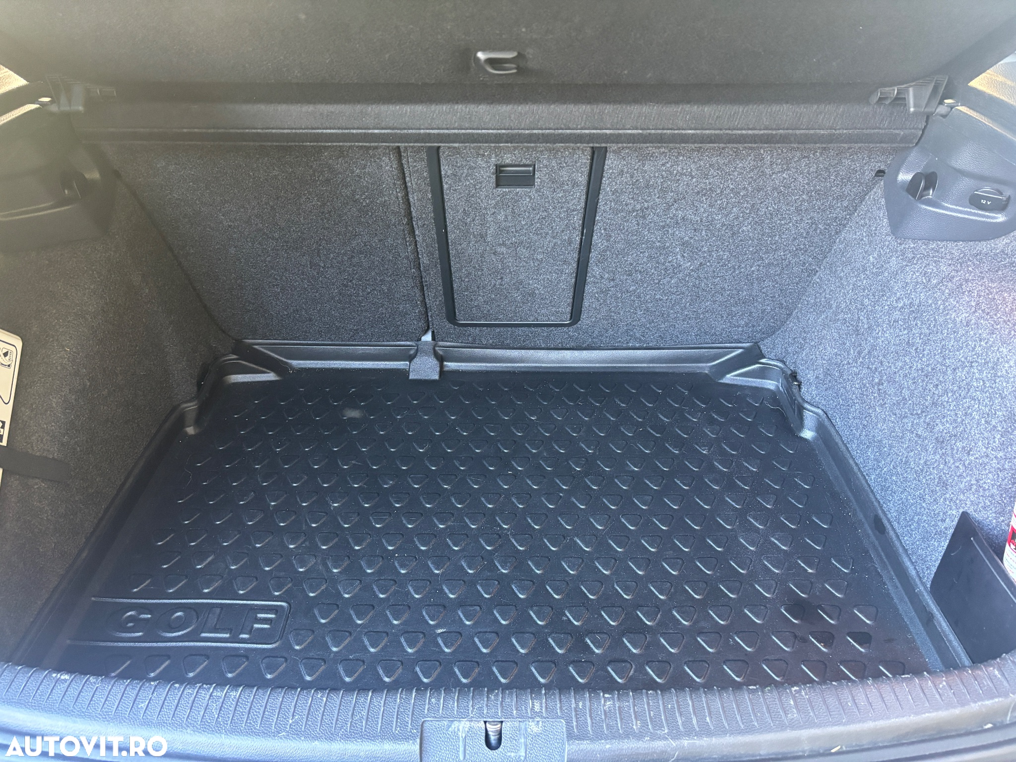 Volkswagen Golf 1.2 TSI Comfortline DSG - 24
