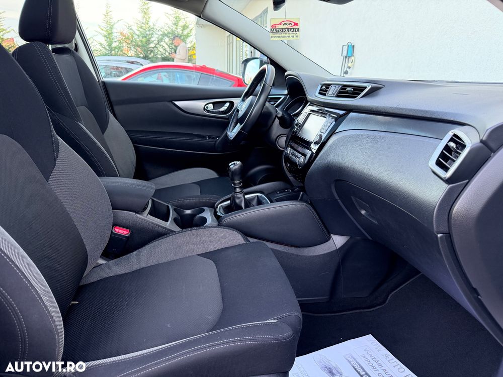 Nissan Qashqai 1.2 DIG-T Start/Stop N-Connecta - 9