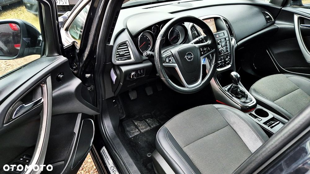 Opel Astra 1.4 T Cosmo - 29