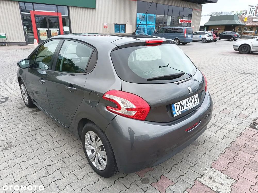 Peugeot 208 1.4 HDi Access - 5
