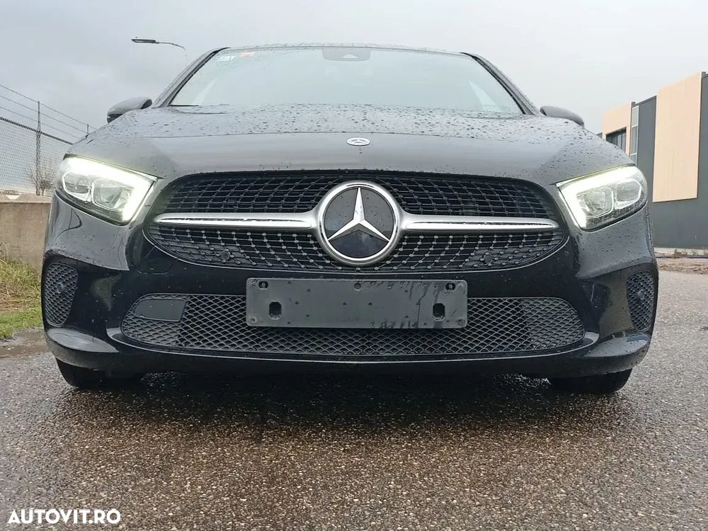 Mercedes-Benz A 180 7G-DCT Edition 2021 - 3