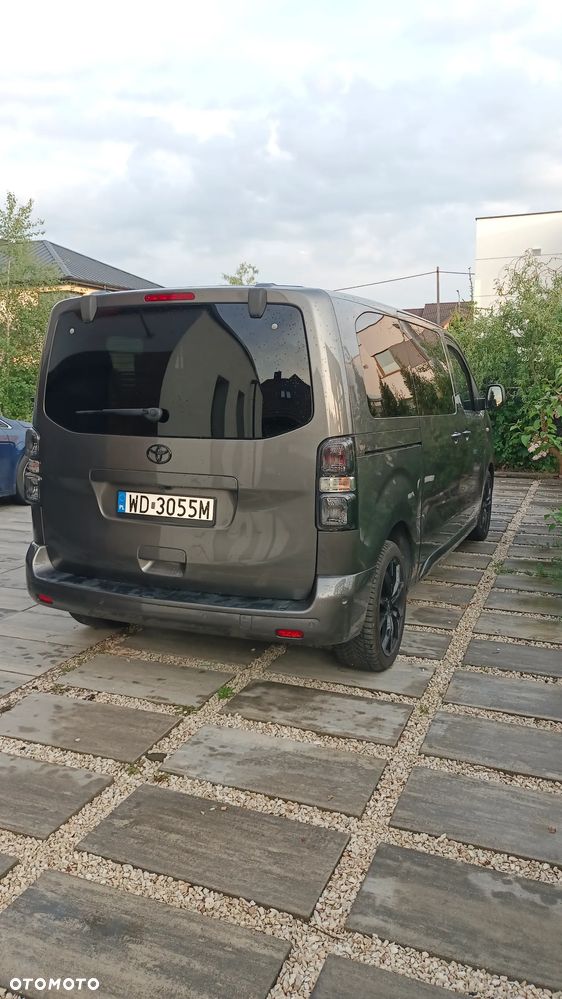 Toyota ProAce Kombi D-4D Medium 2,7t - 2