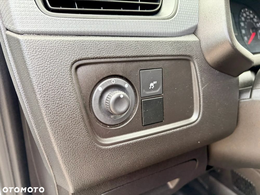 Renault EXPRESS - 18