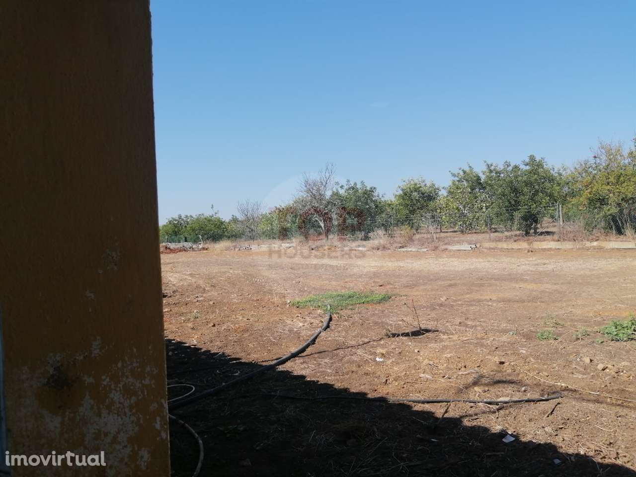 Moradia T4 com várias divisões - Grande imagem: 5/8