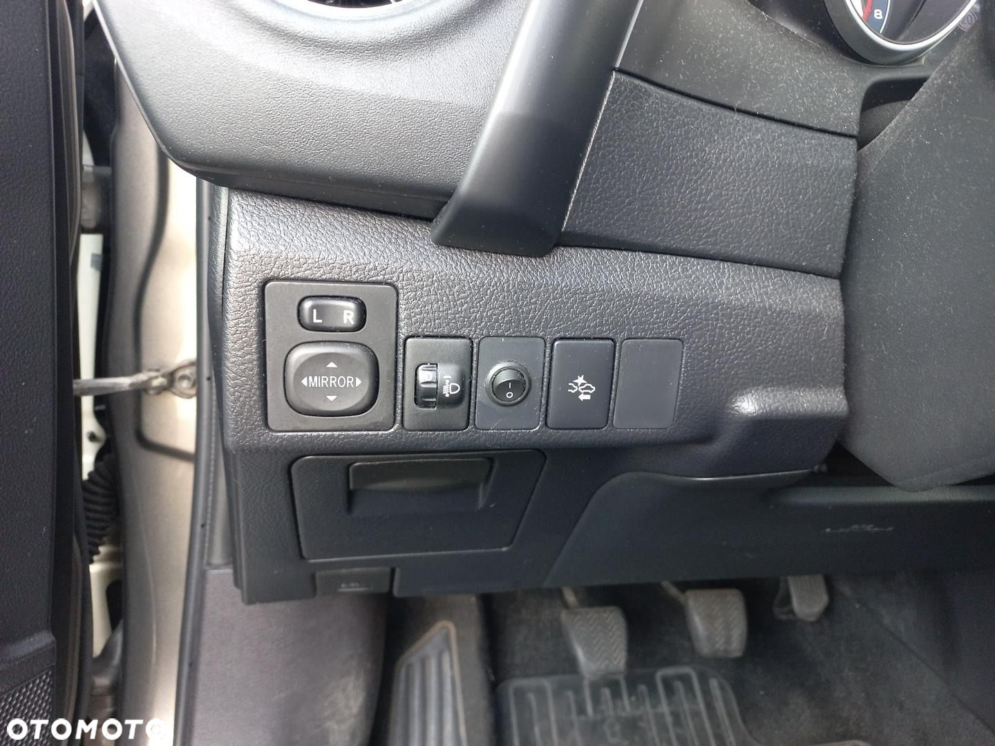 Toyota Auris - 19