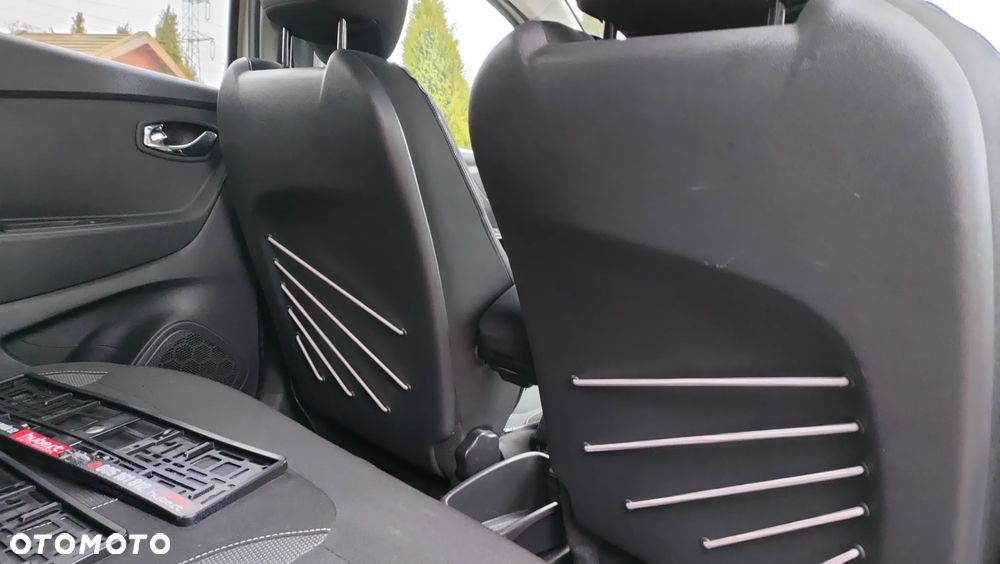 Renault Captur ENERGY TCe 90 Start&Stop Experience - 17