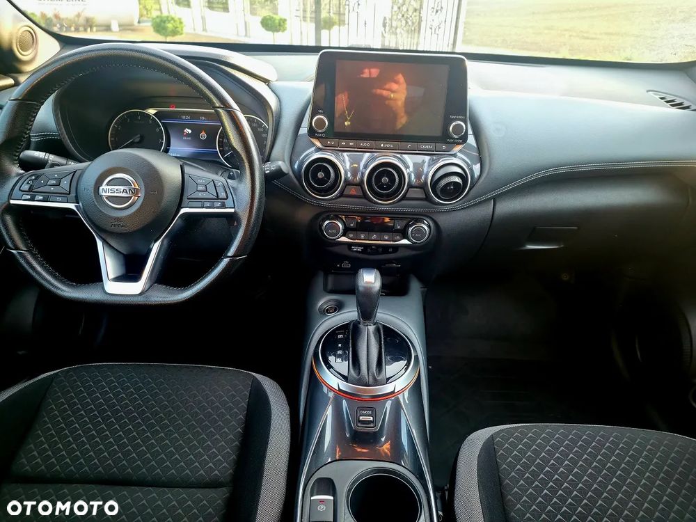 Nissan Juke 1.0 DIG-T N-Connecta DCT - 3