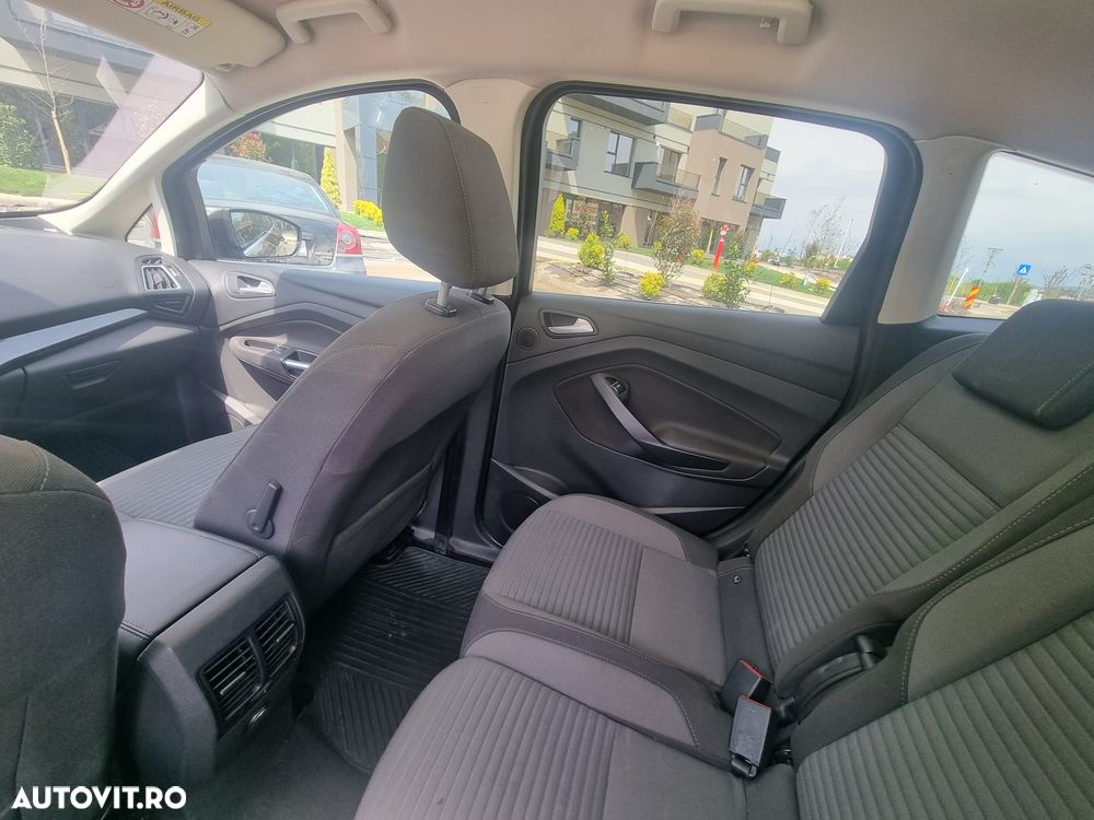 Ford C-Max - 16