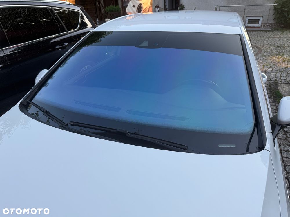 Volkswagen Golf GTI Performance BlueMotion Technology DSG - 38