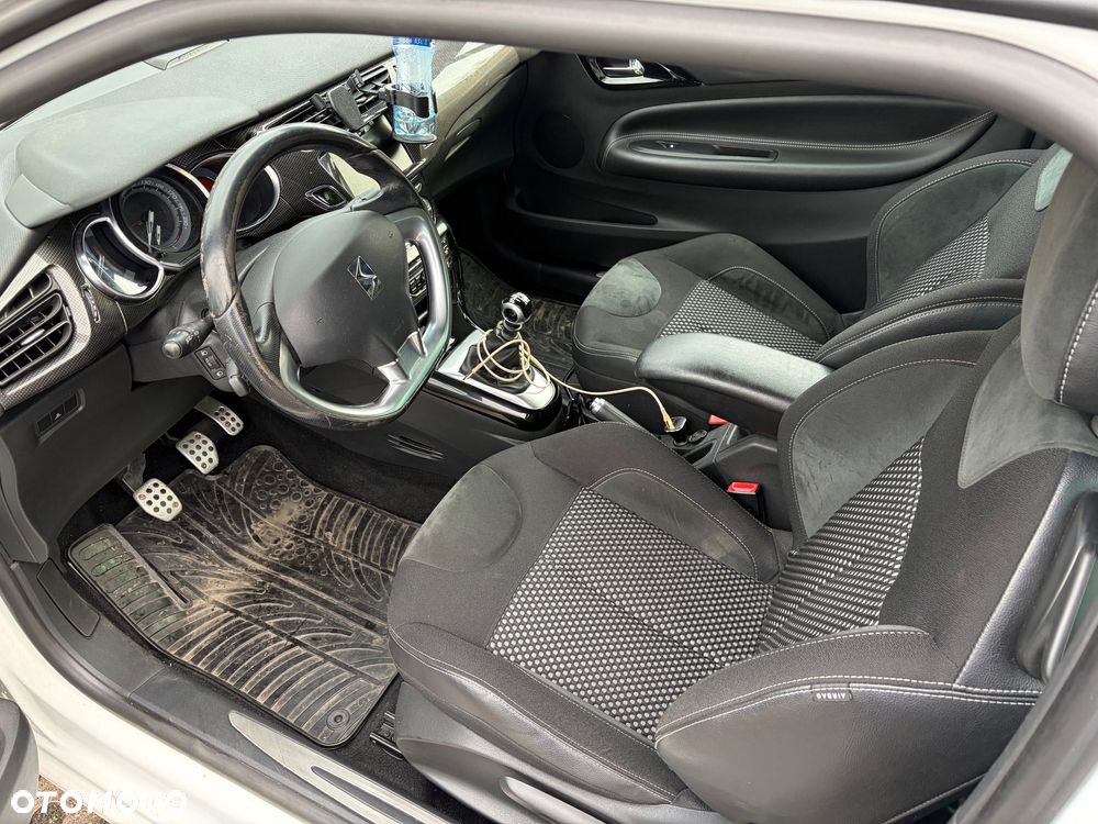 Citroën DS3 1.6 THP Ultra Prestige - 5