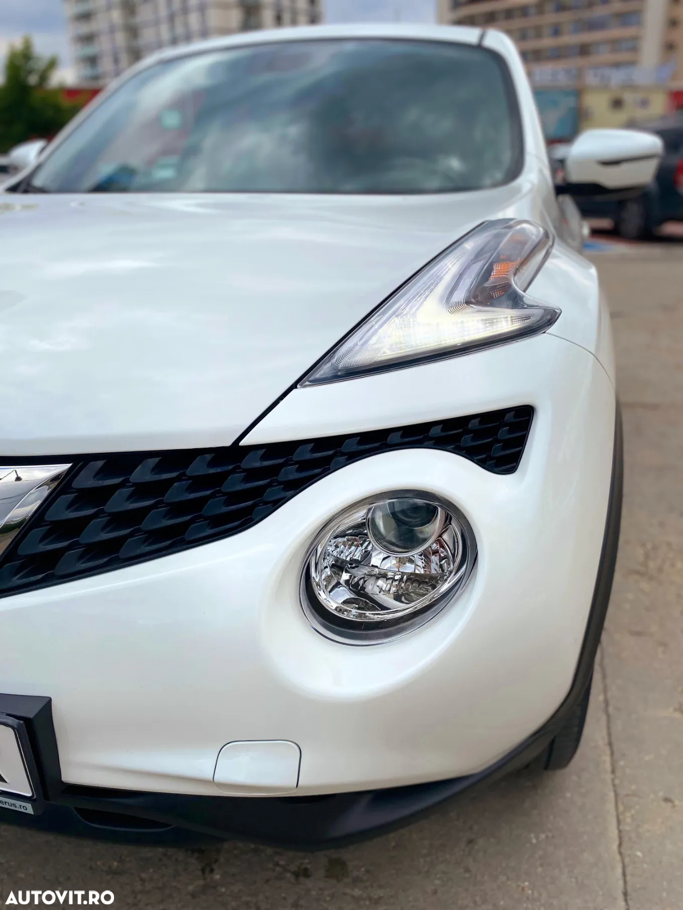 Nissan Juke 1.6L XTRONIC N-Connecta - 5