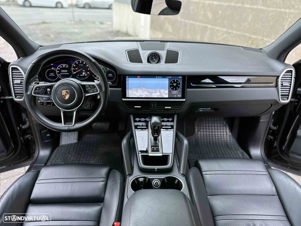 Porsche Cayenne - 7