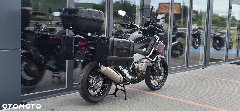 Honda VFR - 5