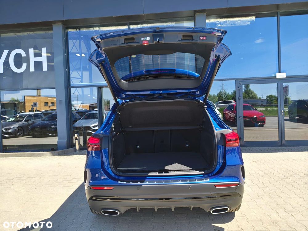 Mercedes-Benz GLA 200 AMG Line - 17