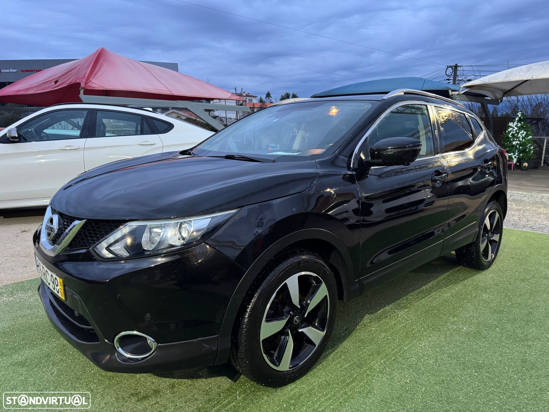 Nissan Qashqai 1.5 dCi N-Connecta 18 - 12