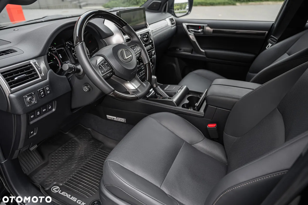 Lexus GX - 10