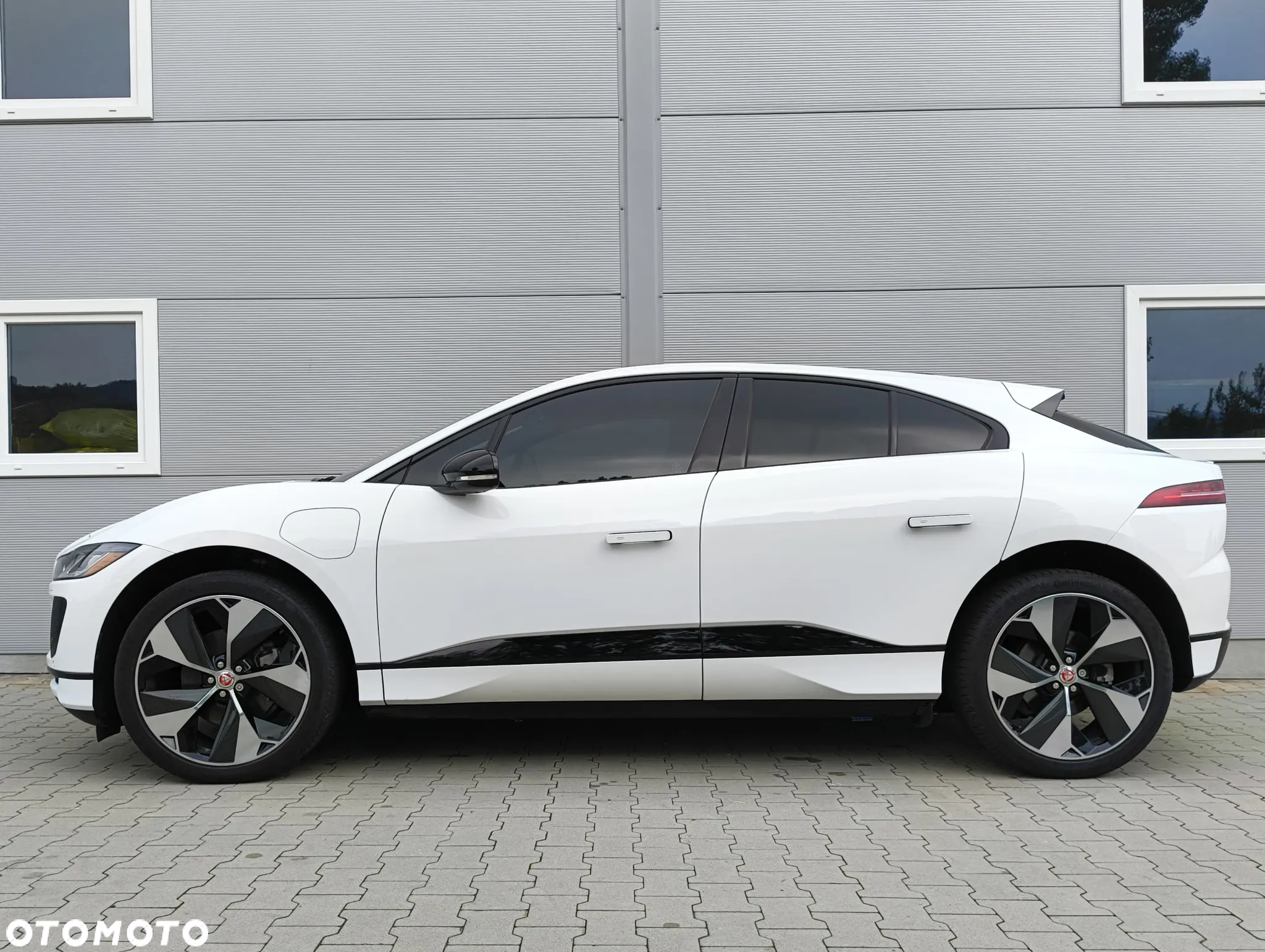 Jaguar I-Pace EV400 AWD HSE - 9