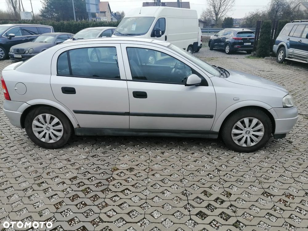 Opel Astra 1.2 Start - 3