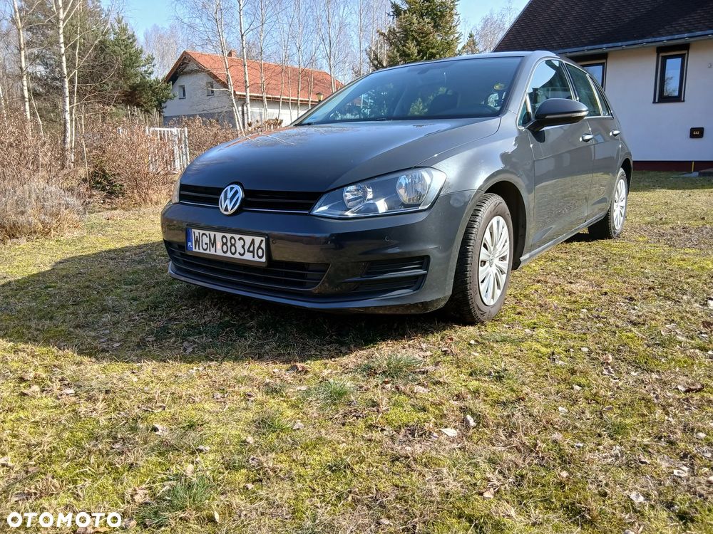 Volkswagen Golf - 6
