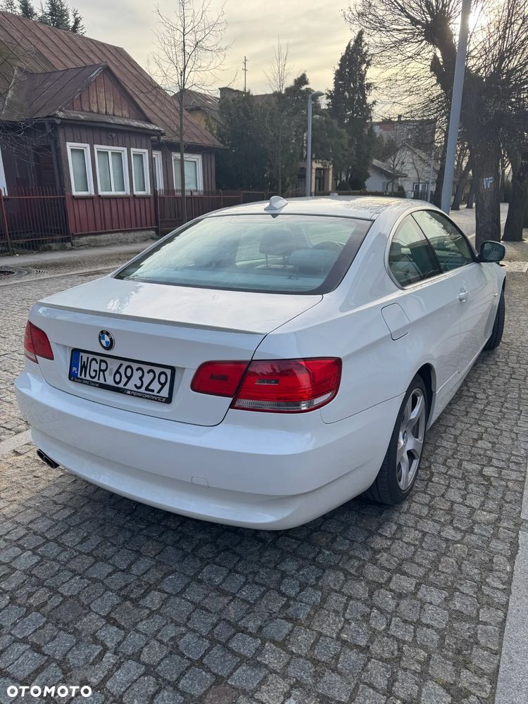 BMW Seria 3 325d - 6