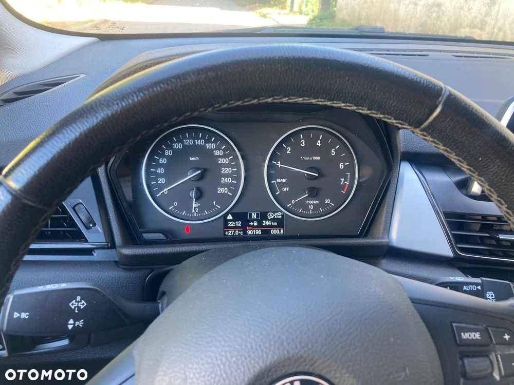 BMW Seria 2 218i - 10