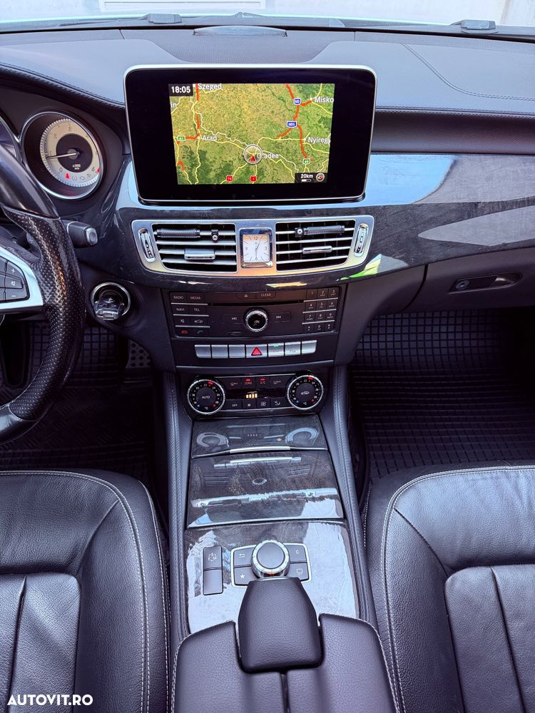 Mercedes-Benz CLS - 17