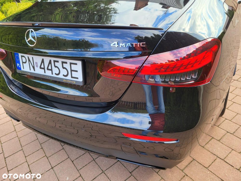 Mercedes-Benz Klasa E 220 d 4-Matic - 36