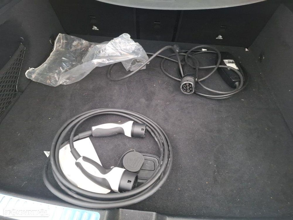 Mercedes-Benz GLC 300 e Coupe 4Matic 9G-TRONIC AMG Line - 7