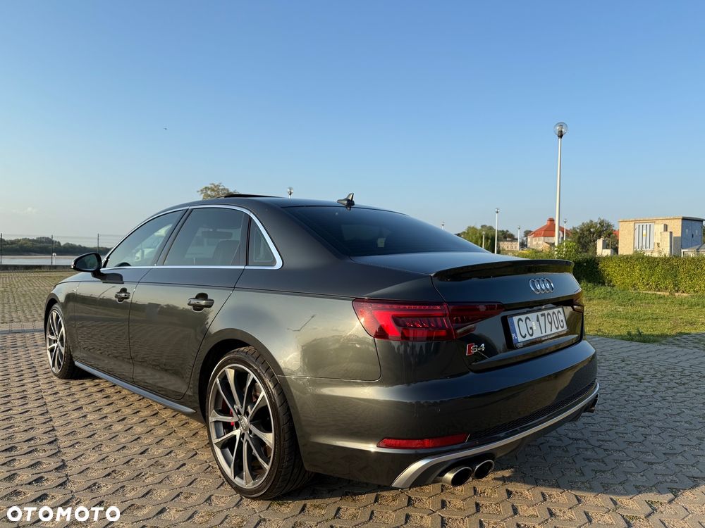 Audi S4 Limousine ver-3-0-tfsi-quattro-tiptronic - 3