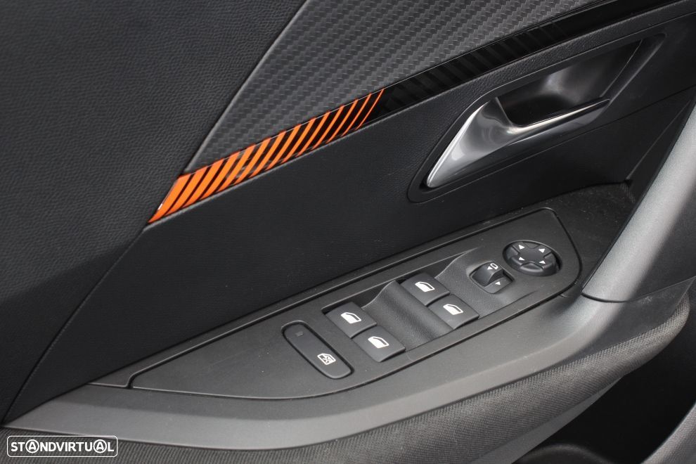 Peugeot 2008 1.5 BlueHDi Active Pack EAT8 - 21