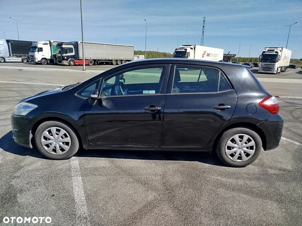 Toyota Auris 1.4 D-4D Luna - 24