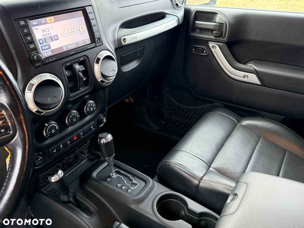 Jeep Wrangler Unlimited 2.8 CRD Automatik Sahara - 17