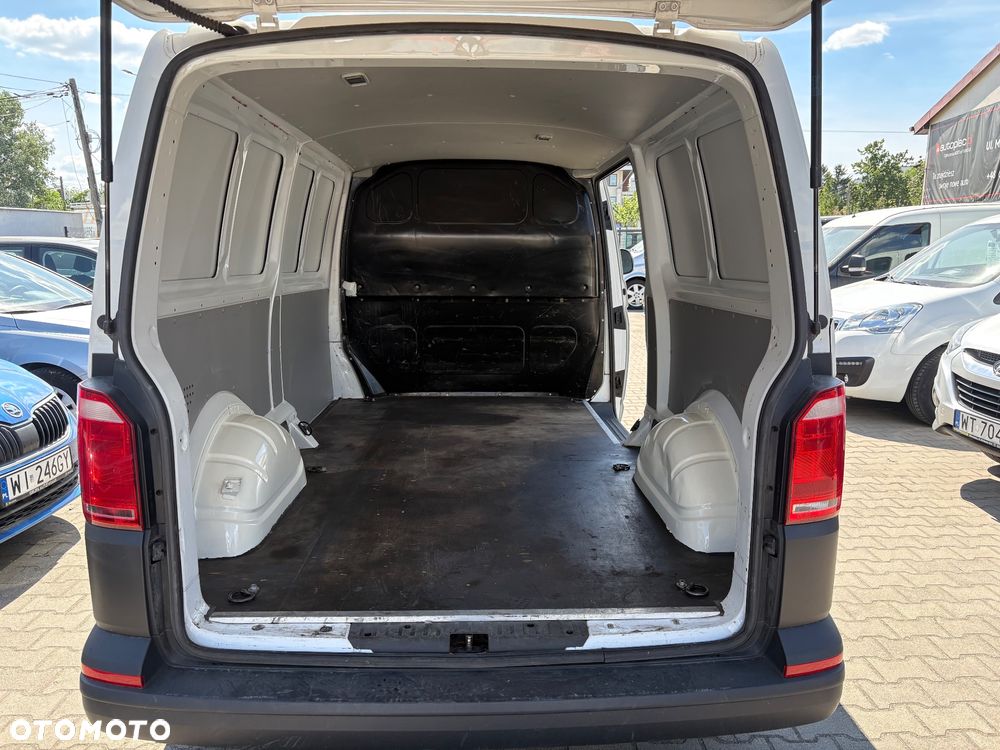 Volkswagen Transporter - 21