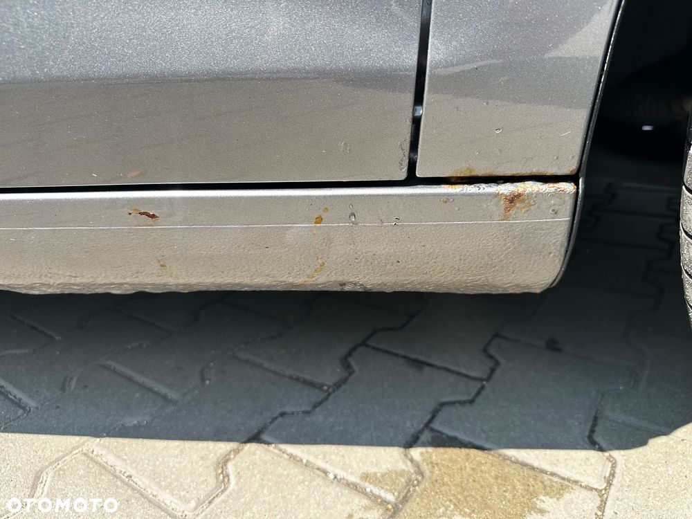 Volkswagen Golf 1.6 Highline - 19