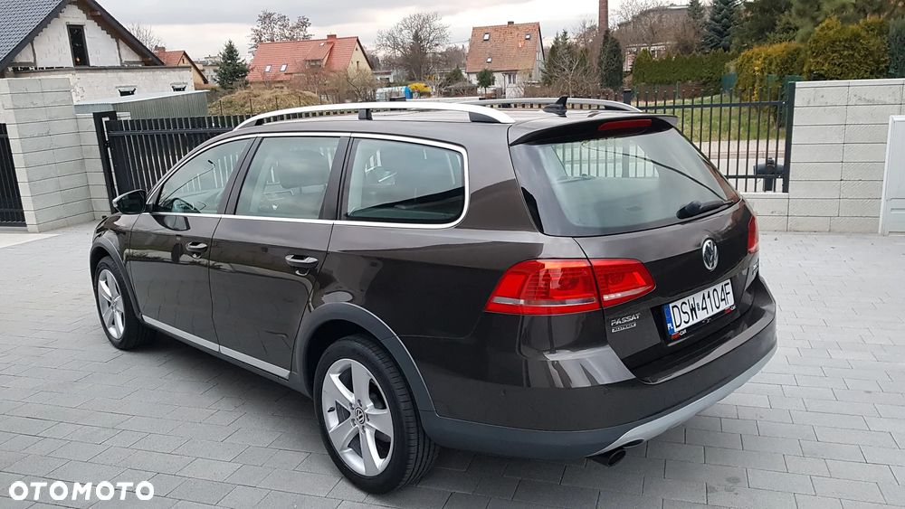 Volkswagen Passat Alltrack 2.0 TDI 4Mot DSG - 9