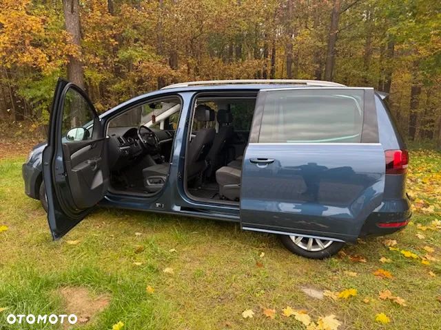 Volkswagen Sharan 2.0 TDI DSG (BlueMotion Technology) Highline - 2