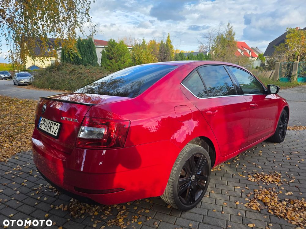 Skoda Octavia 1.4 TSI Style DSG - 4