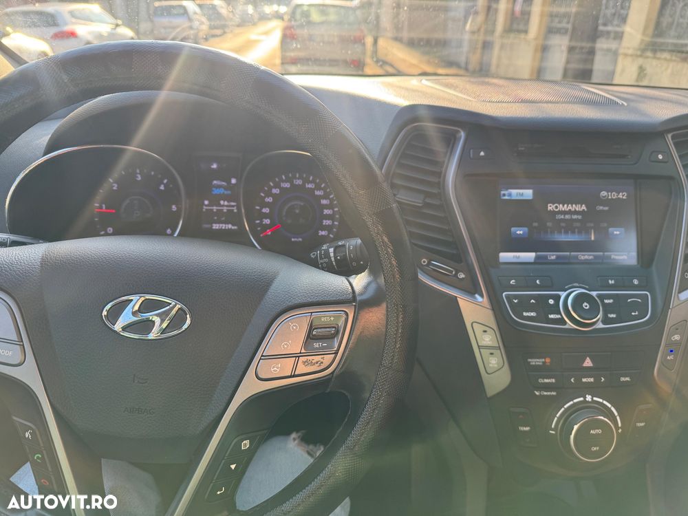 Hyundai Santa Fe 2.2 CRDi 4WD Automatik Premium - 8