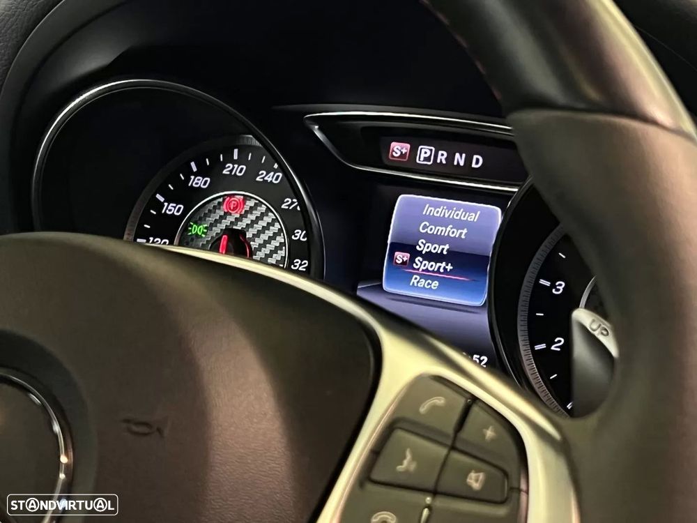 Mercedes-Benz CLA 45 AMG 4Matic Speedshift 7G-DCT Night Edition - 41