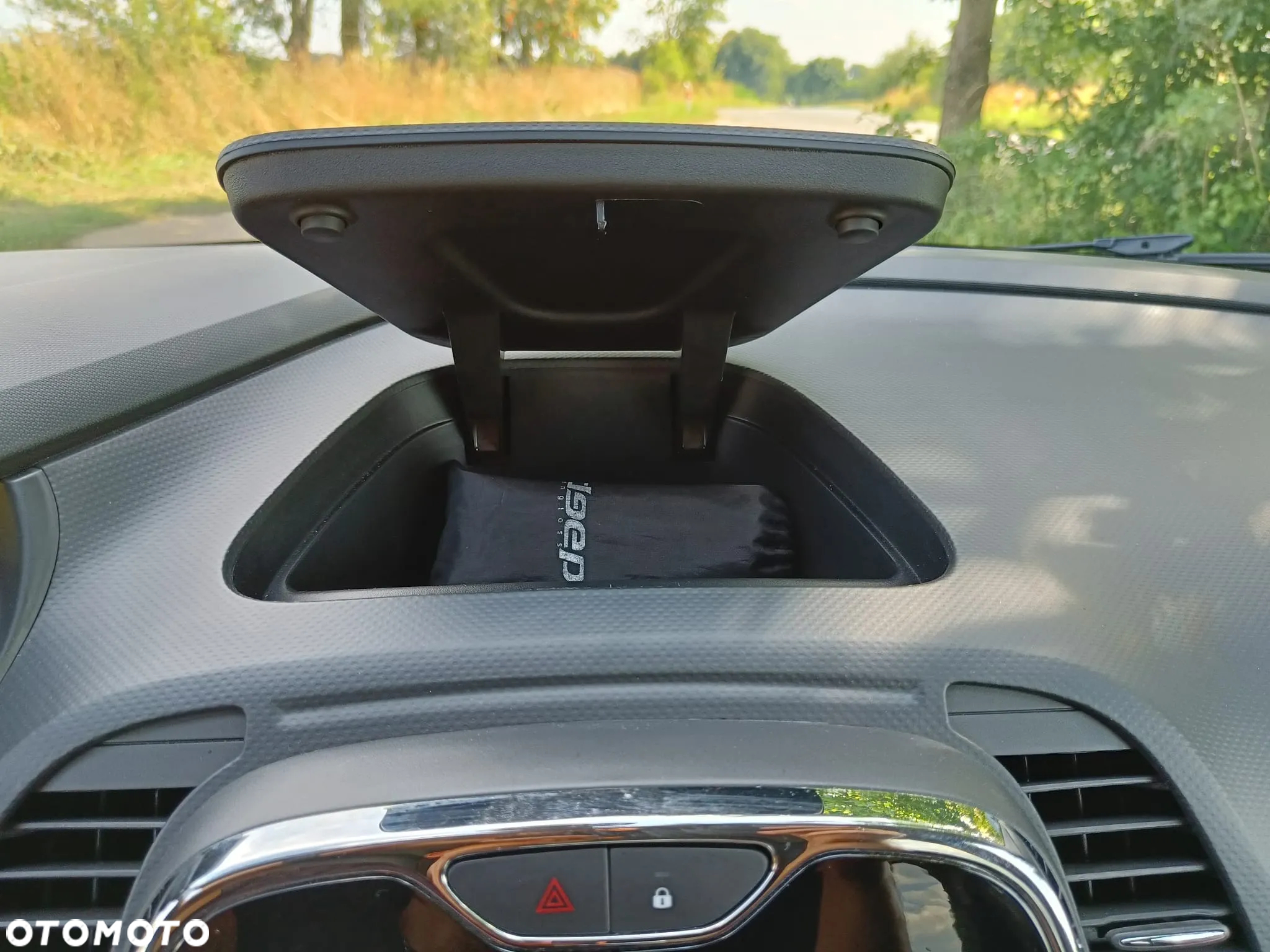 Renault Captur 1.2 TCe Intens EDC - 22