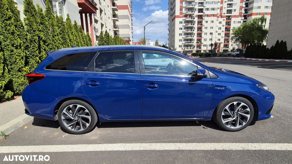 Toyota Auris 1.8 VVT-i Automatik Edition - 10