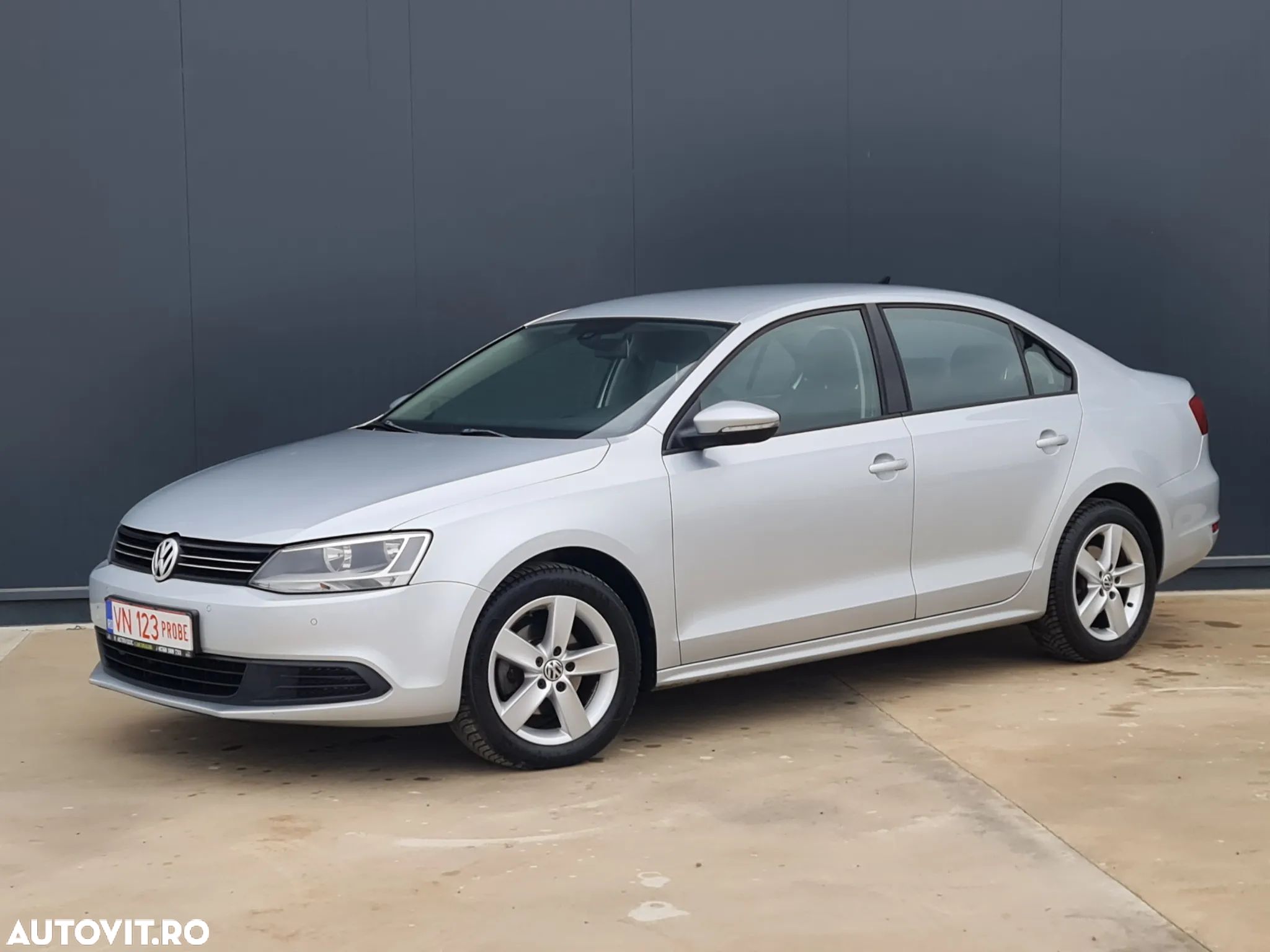 Volkswagen Jetta 1.6 TDI CR DPF Comfortline - 1