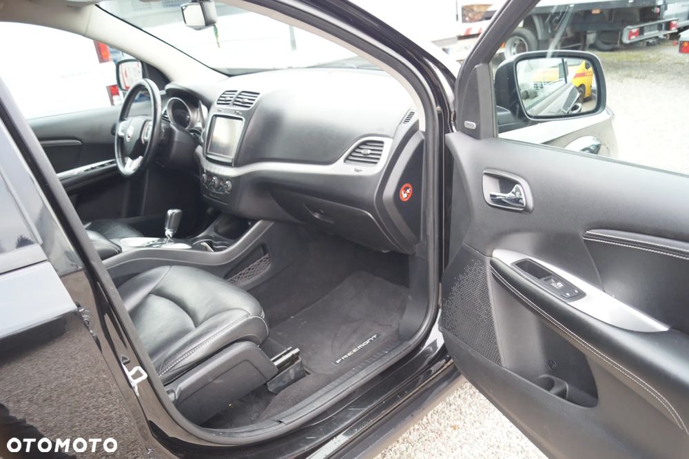 Fiat Freemont 2.0 Multijet Cross AWD - 25