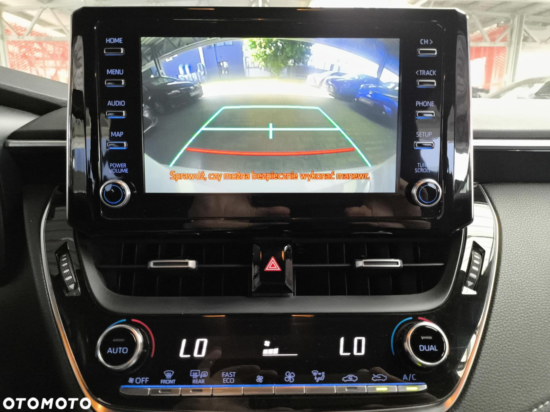 Toyota Corolla 1.2 T Comfort - 24