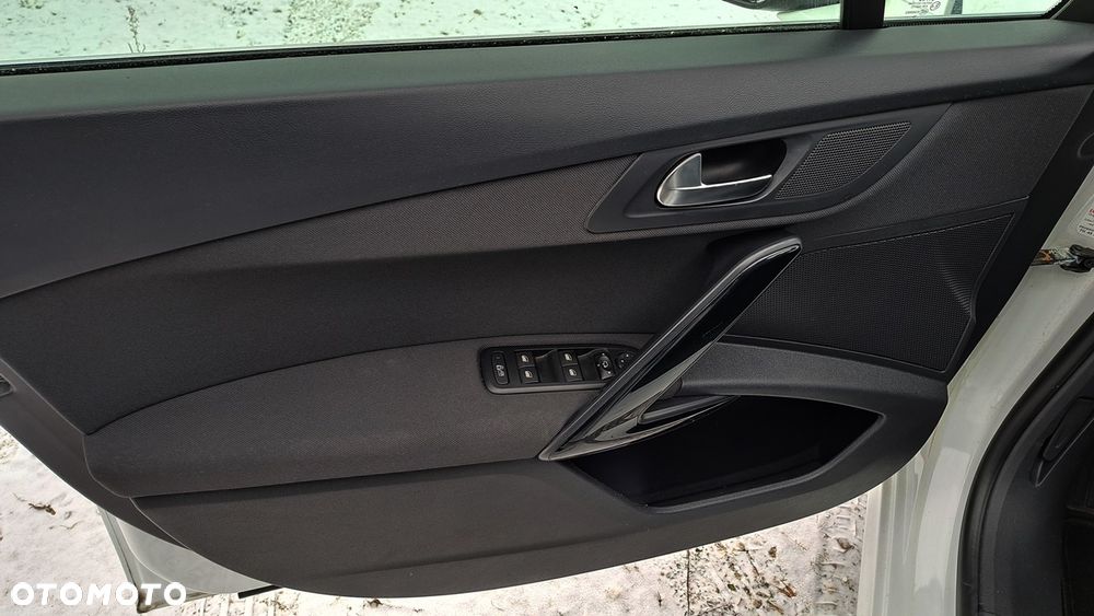 Peugeot 508 BlueHDi FAP 180 Automatik Stop&Start Allure - 20