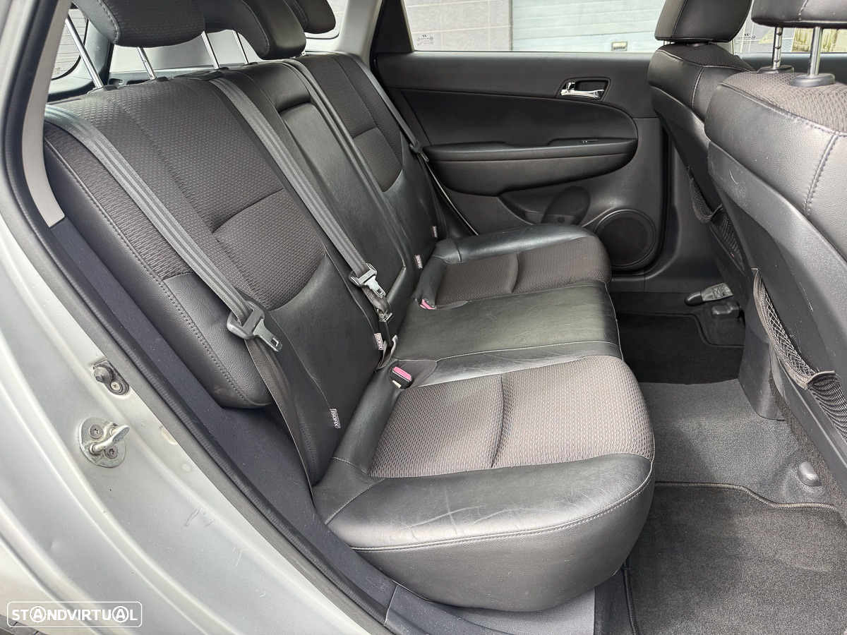 Hyundai i30 CW 1.6 CRDi STyle - 9