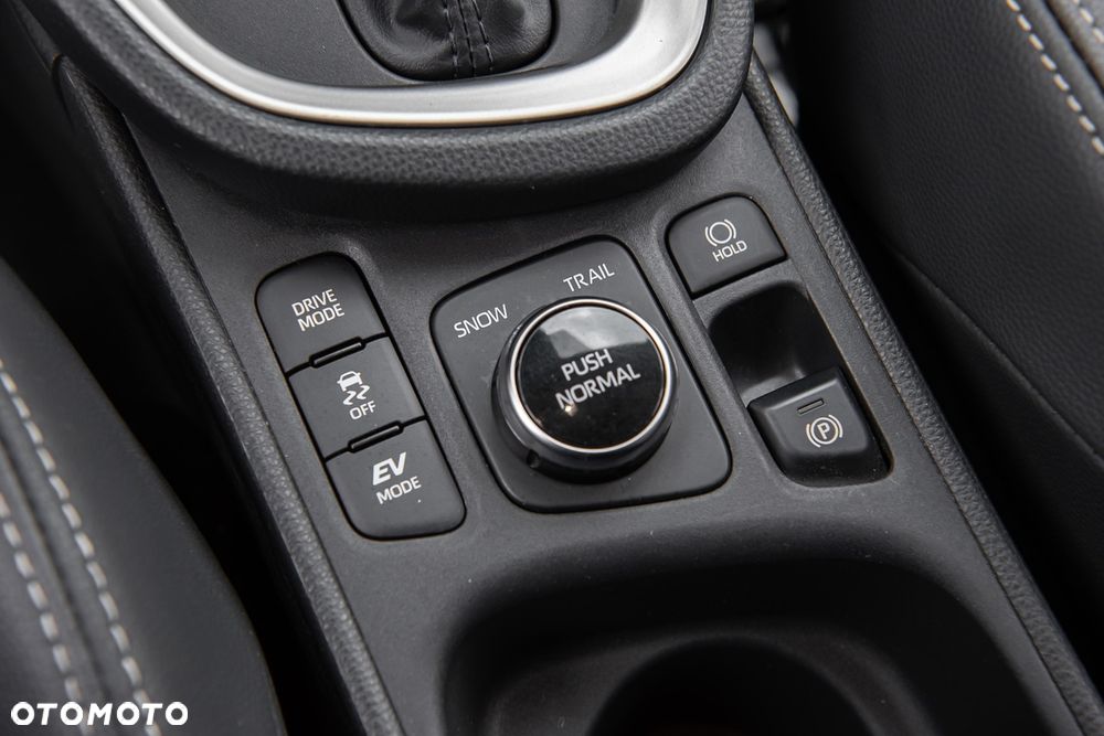 Toyota Yaris Cross Hybrid 1.5 Executive AWD - 21